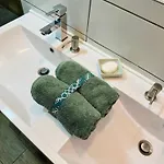 Cosy Avec Petit-dejeuner Inclus Parking Prive & Box Velo Sur La Route Des Vins Homestay Issenheim