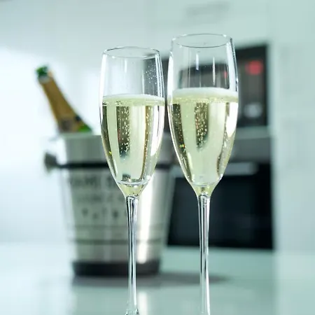 Privatunterkunft Cosy Avec Petit-dejeuner Inclus Parking Prive & Box Velo Sur La Route Des Vins