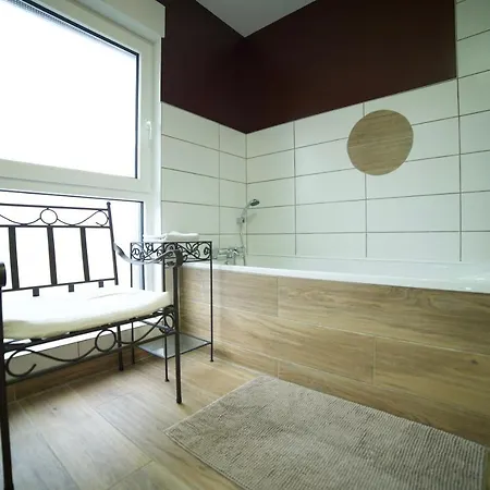 Cosy Avec Petit-dejeuner Inclus Parking Prive & Box Velo Sur La Route Des Vins Privatunterkunft