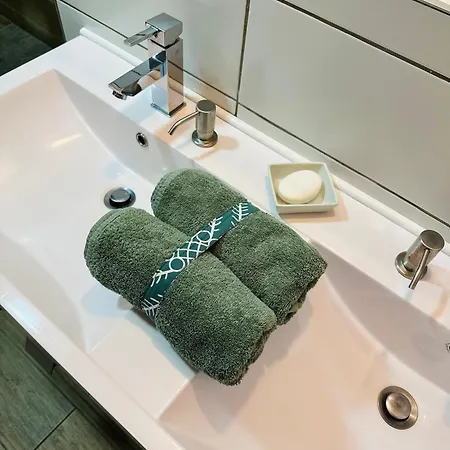 Privative Sur La Route Des Vins Tv Parking Box Velo Bike Quarto em Acomodações Particulares Issenheim