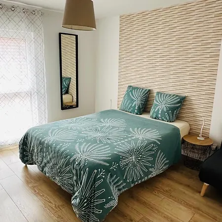 Privative Sur La Route Des Vins Tv Parking Box Velo Bike Quarto em Acomodações Particulares Issenheim