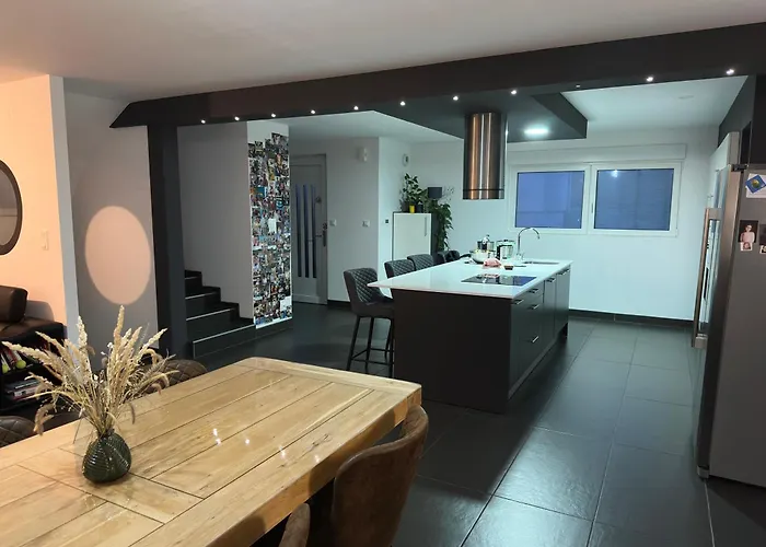Homestay szállás Cosy Avec Petit-dejeuner Inclus Parking Prive & Box Velo Sur La Route Des Vins